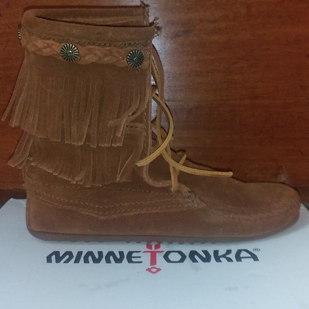 High Top Minnetonka Fringe Moccasins - Picture 2 of 6
